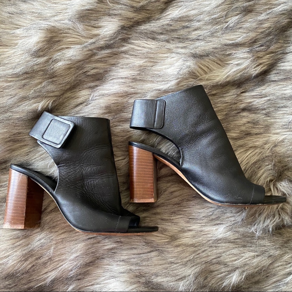 Vince Faye Open Toe Booties size 7.5/37.5